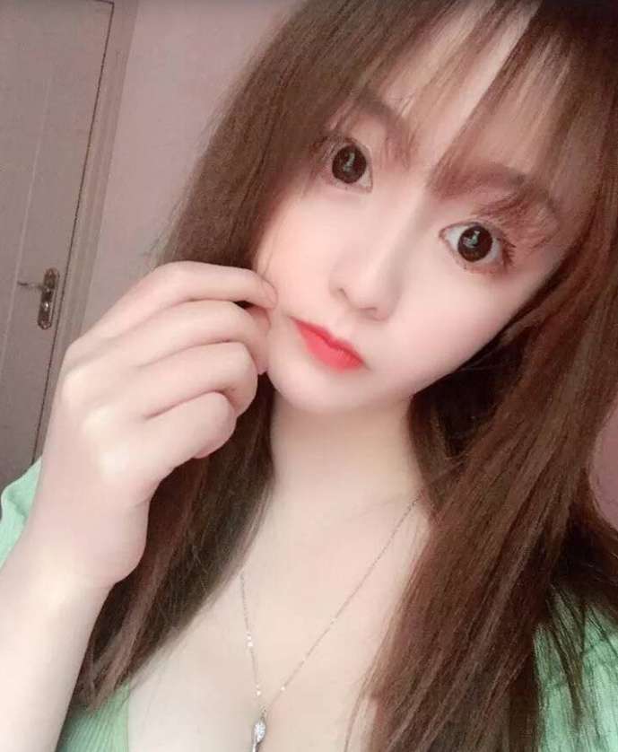 前两天玩了小妹，身材丰满，素质高，很配合很听话